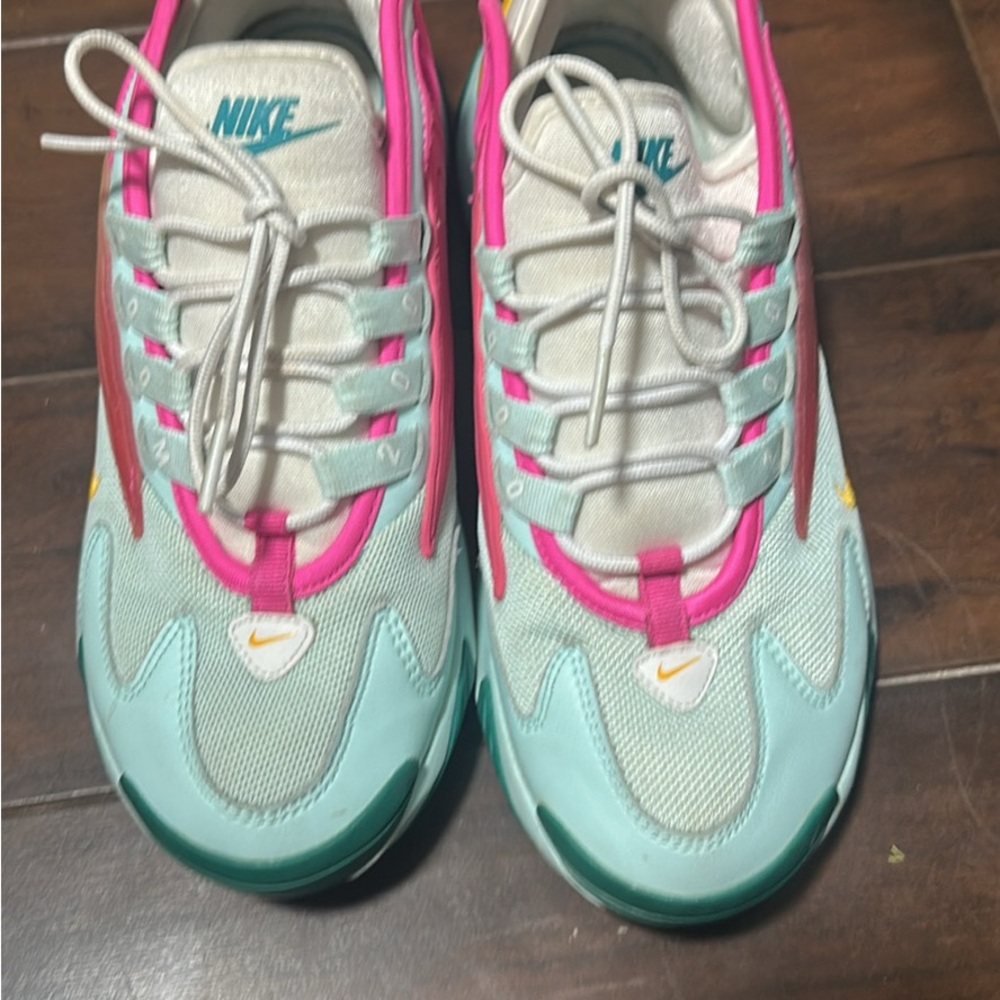 Nike Zoom 2k size 7